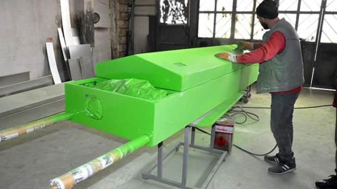 Sela ve dua okuyan klimalı tabut siparişine yetişemiyorlar