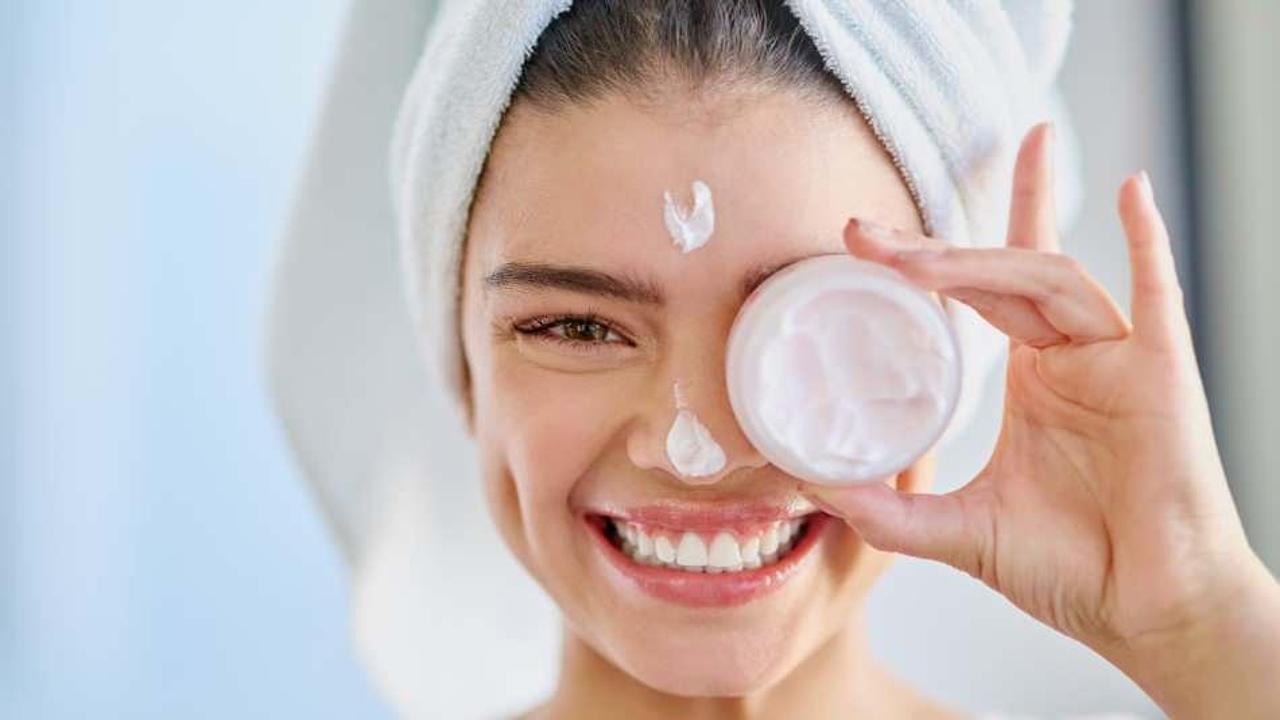 Bahar aylarınca cilt bakımı nasıl yapılır? Bahar aylarında cilde ne sürülür?