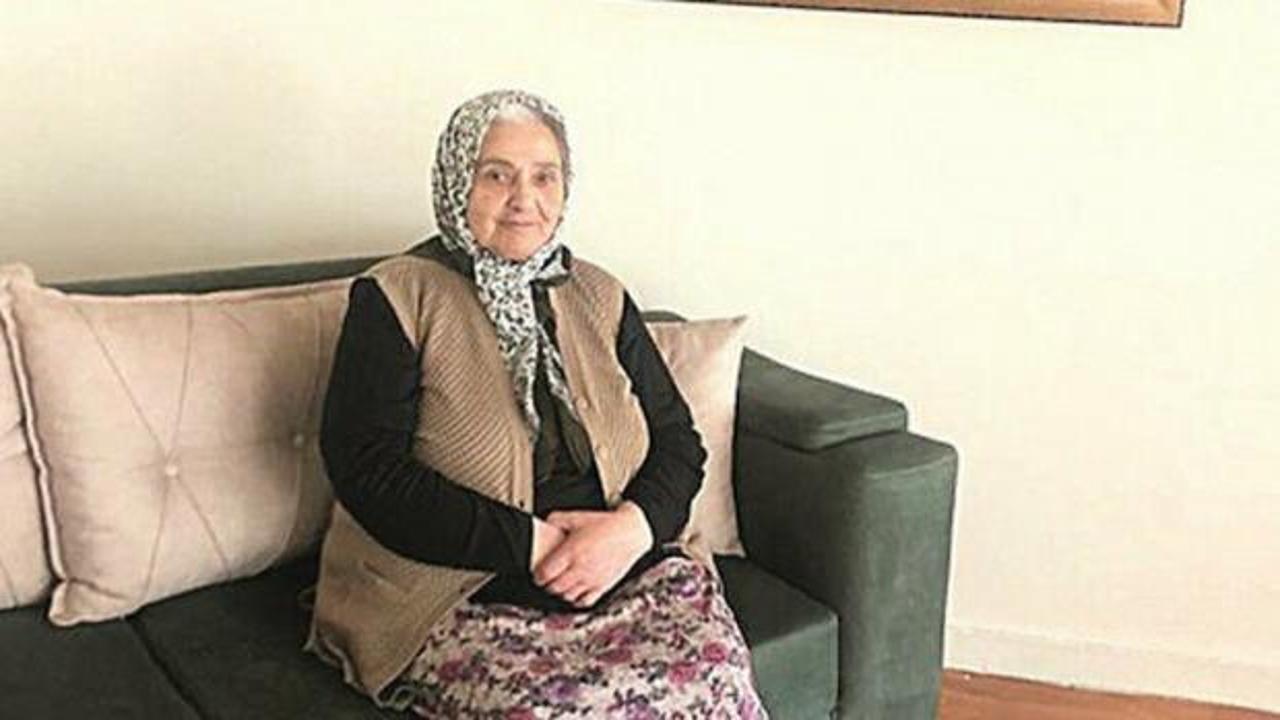 Emine Nine “Biz Bize Yeteriz Türkiyem” kampanyasına biriktirdiği 100 bin lirayı bağışladı