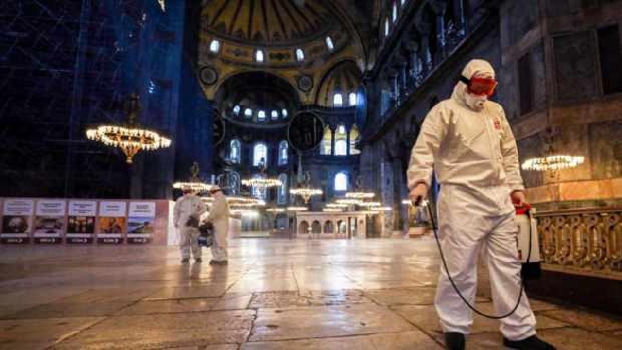 Bilim Kurulu &Uuml;yesi Yamanel, 'yeni normal'in ka&ccedil;ınılmaz 4 kuralını a&ccedil;ıkladı