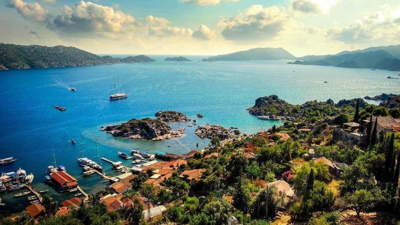  "Güneş ve daha fazlası" başlıklı mektupla "Antalya'ya gelin" daveti