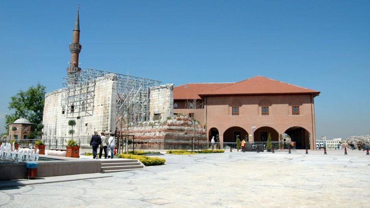 Hacı Bayram-ı Veli Camii Ankara'nın ibadet merkezi