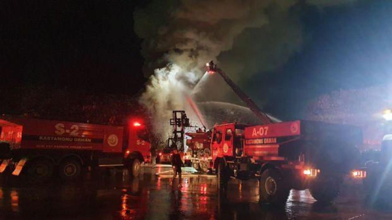 Kastamonu’da entegre fabrikasında yangın
