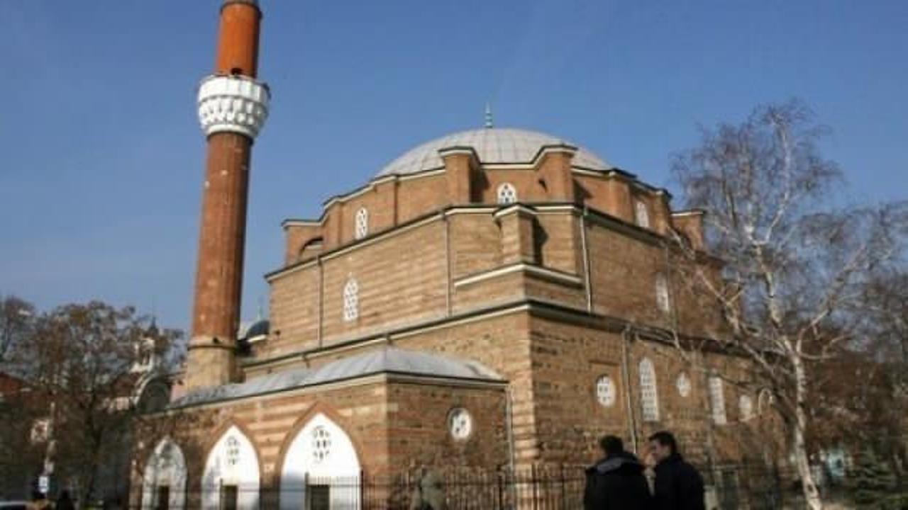 Bulgaristan'da camiler toplu ibadete açıldı