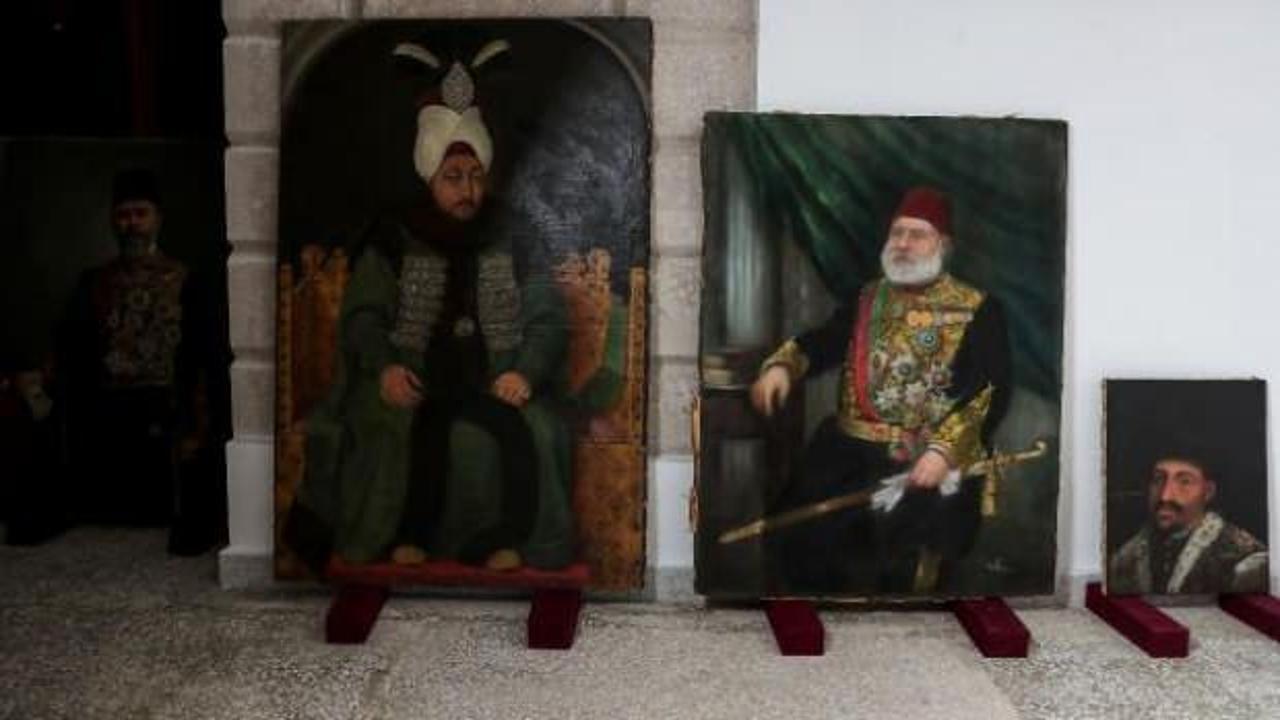 Topkapı Sarayı'daki tablolar gün yüzüne çıkarılıyor