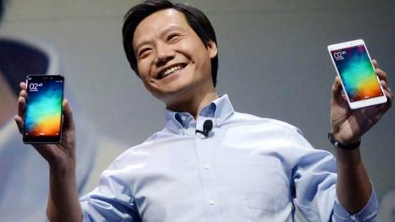 Xiaomi CEO'sunun rakibinin telefonunu kullandığı ortaya &ccedil;ıktı