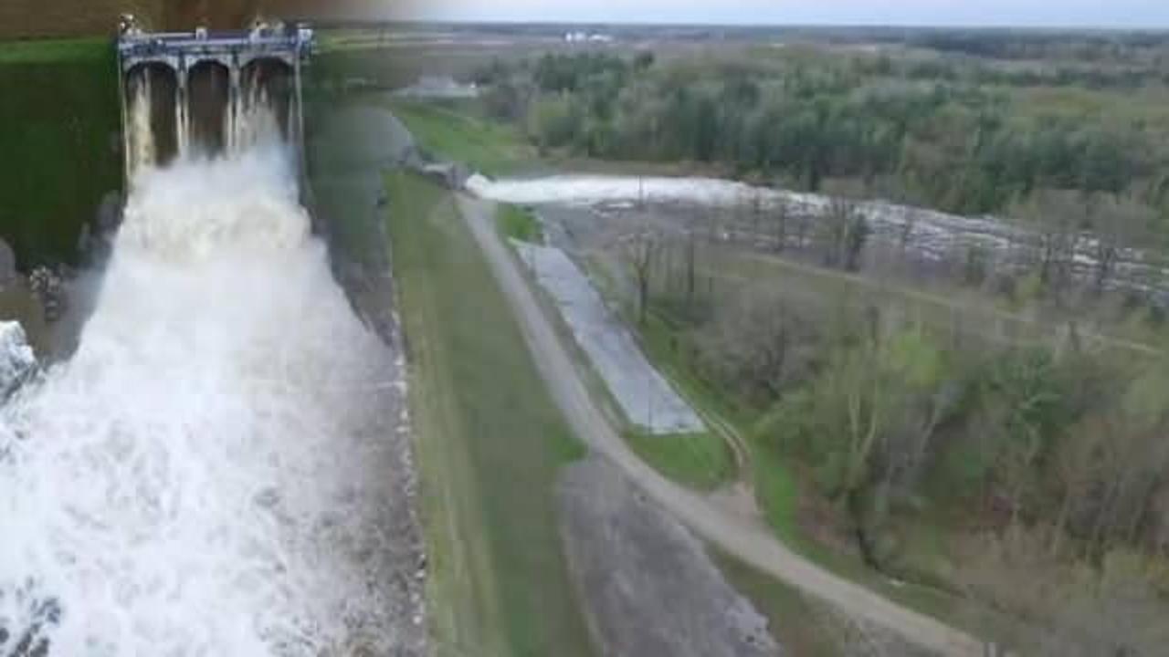 ABD'de baraj çöktü: 50 otoyol trafiğe kapandı
