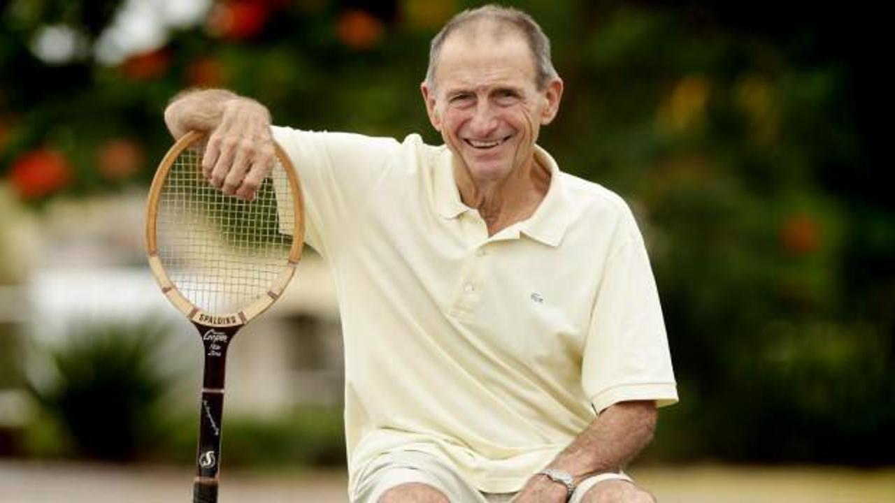 Tenis dünyasının efsane ismi hayatını kaybetti