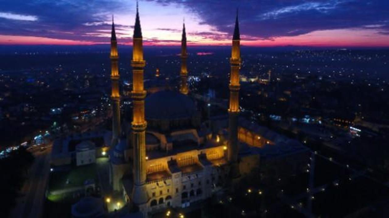 Selimiye Camisi'nden online Kadir Gecesi programı