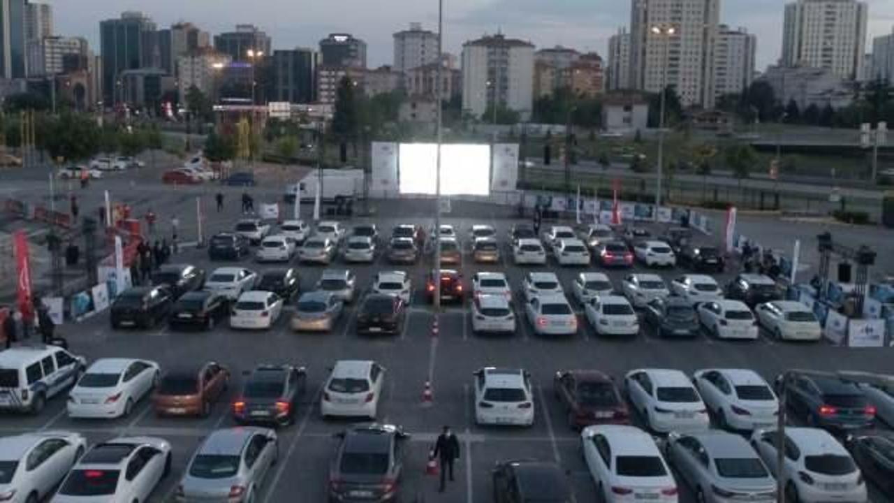 İstanbul’da arabalı açık hava sinema keyfi