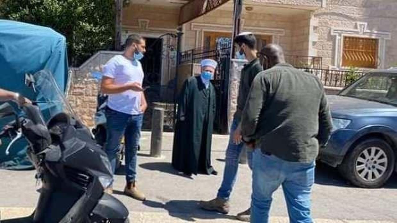 İslam Heyeti Başkanı, İsrail tarafından evine düzenlenen baskınla gözaltına alındı