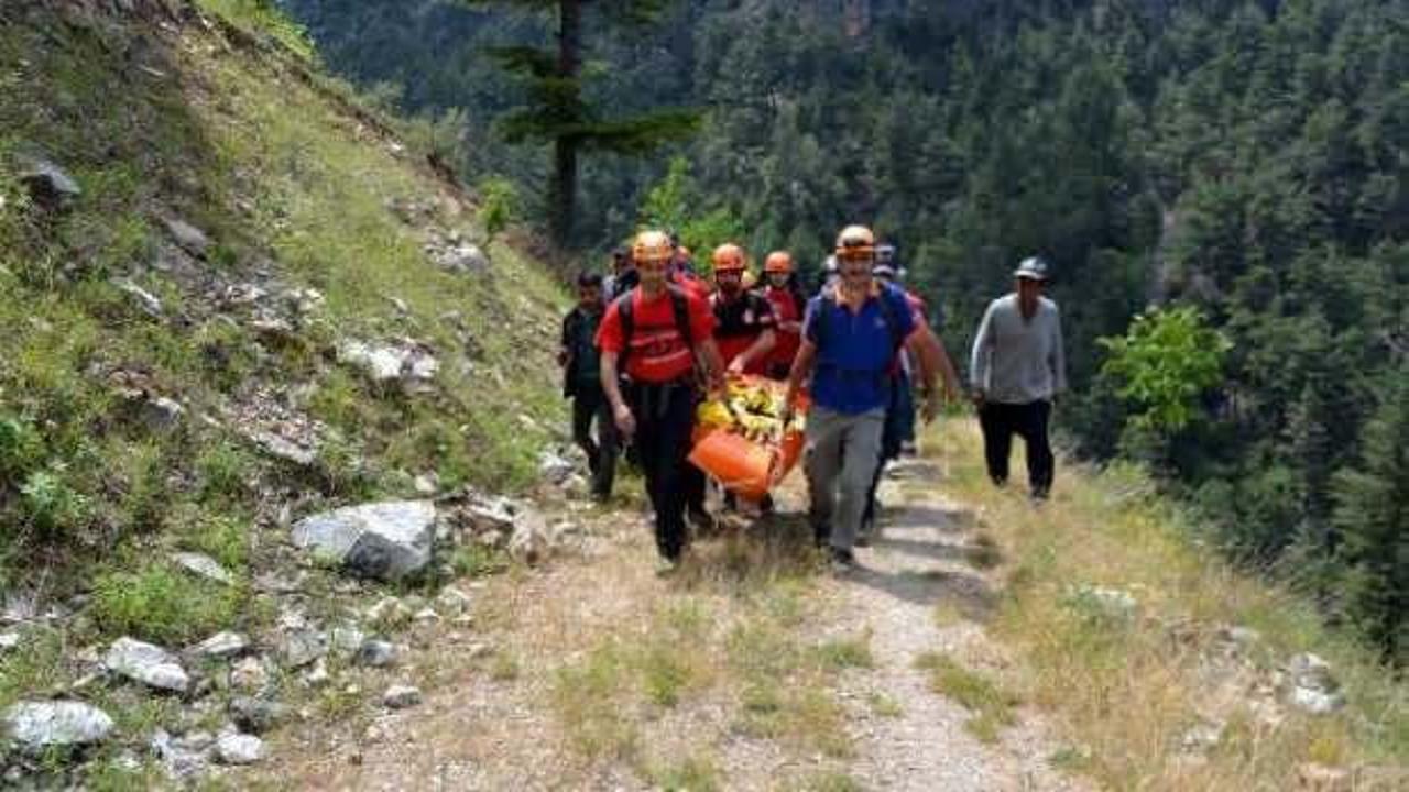450 metre yükseklikten düşen amatör dağcı öldü