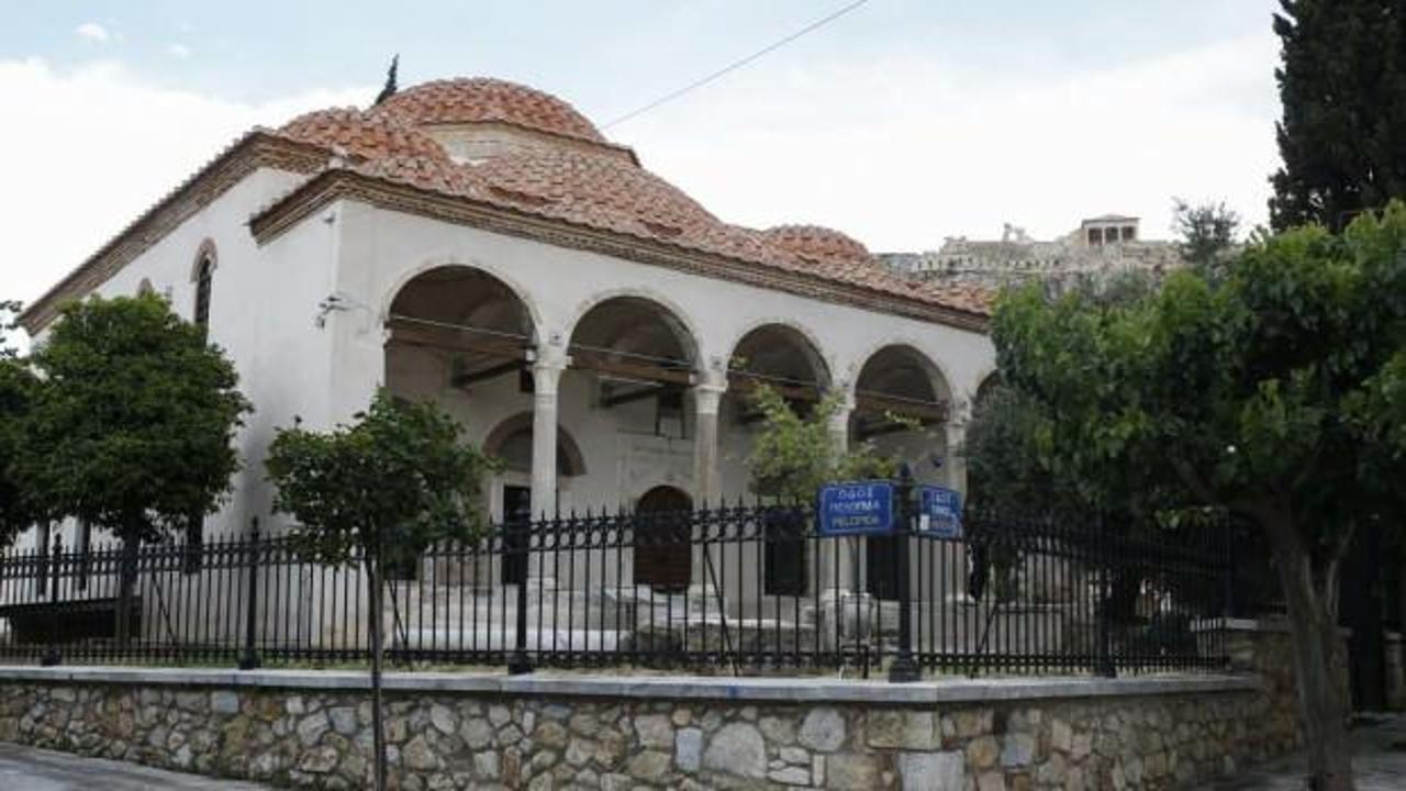 Erdoğan'ın sözlerini ve Ayasofya'daki programı hazmedemeyen Yunanistan camileri çeviriyor