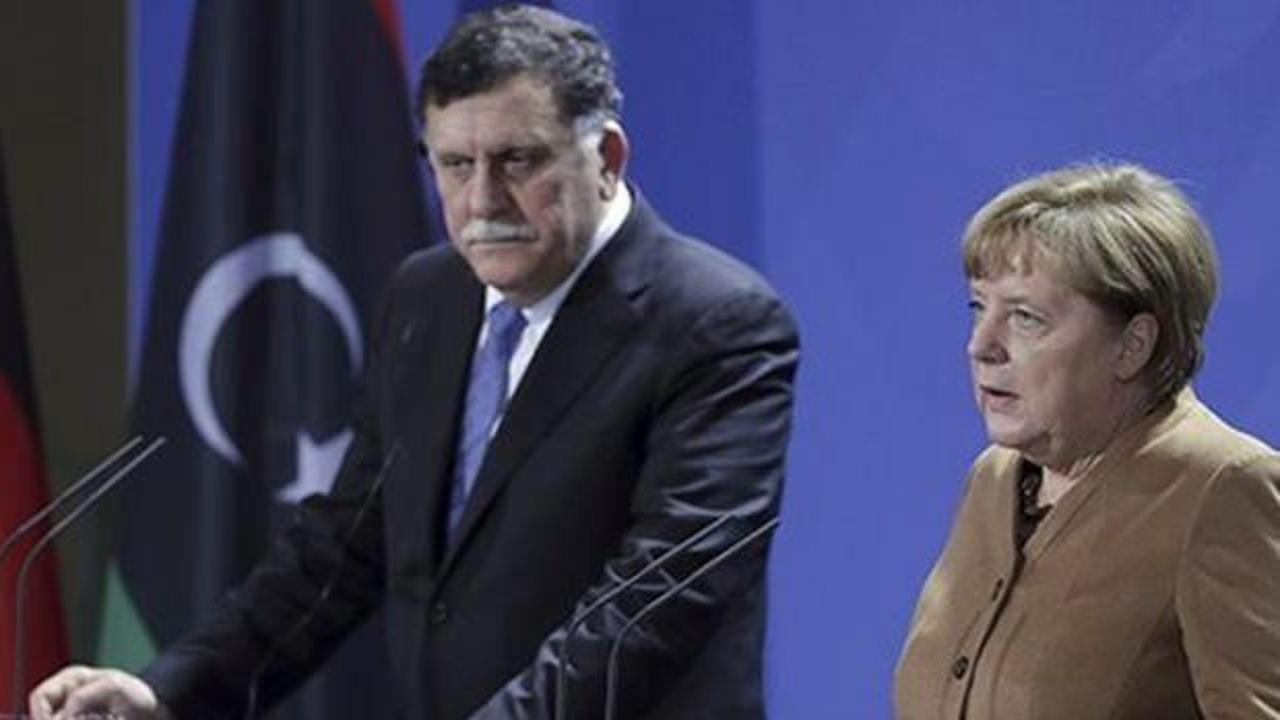 Almanya Başbakanı Merkel, Libya Başbakanı Serrac ile görüştü