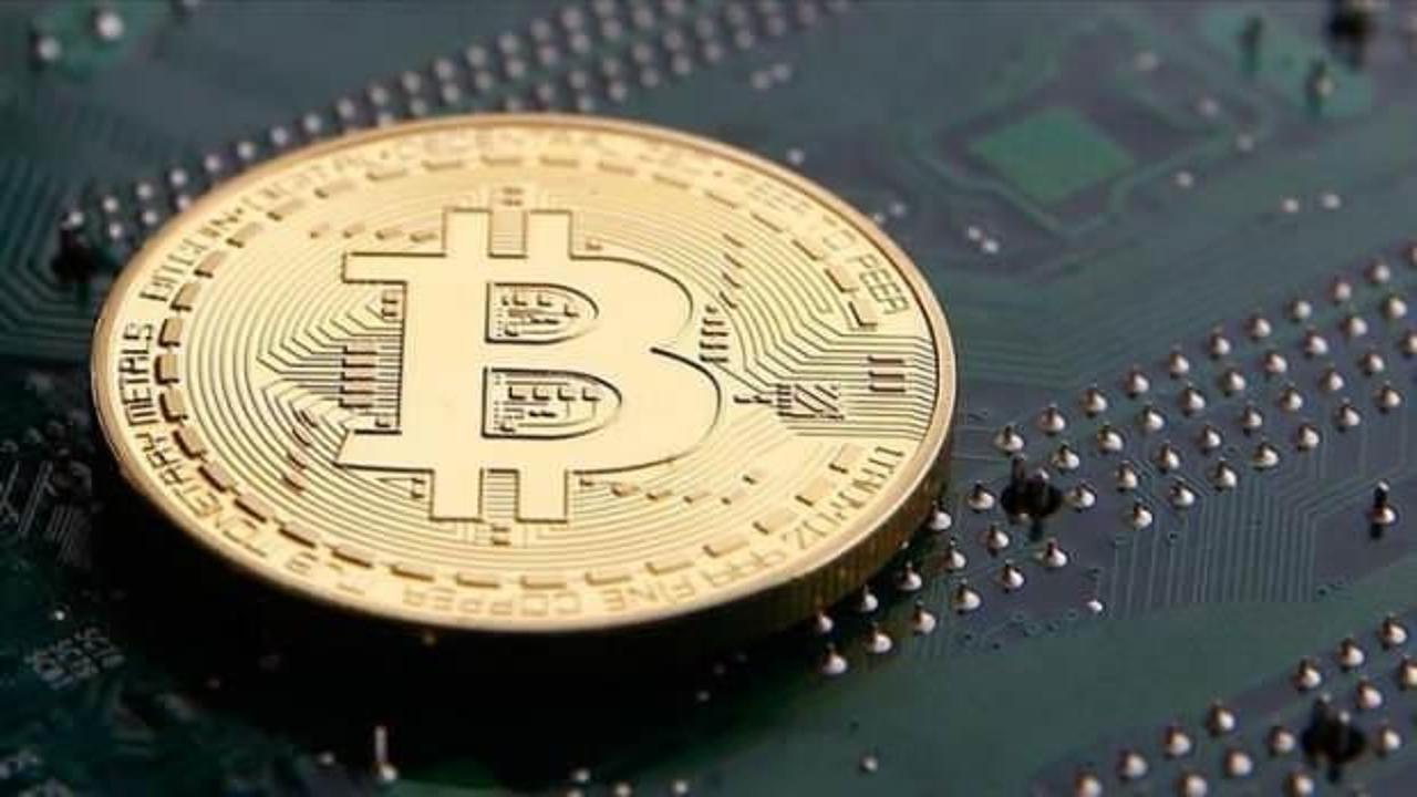 Bitcoin yüksek taleple yeniden 10 bin doları aştı