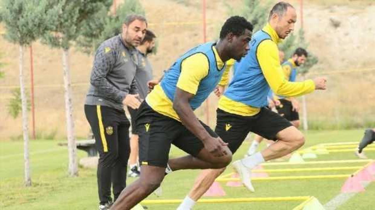 Karaman futbolcularına nefes aldırmıyor