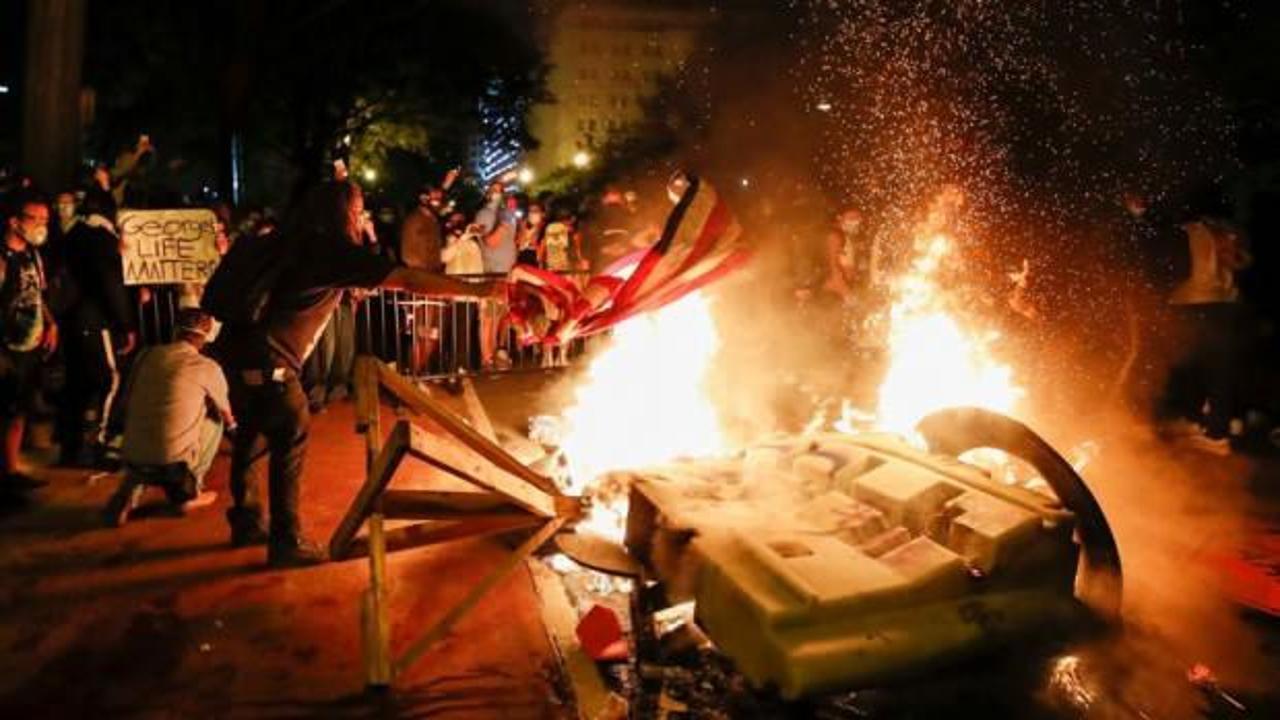 Washington'da sokağa &ccedil;ıkma yasağı ilan edildi