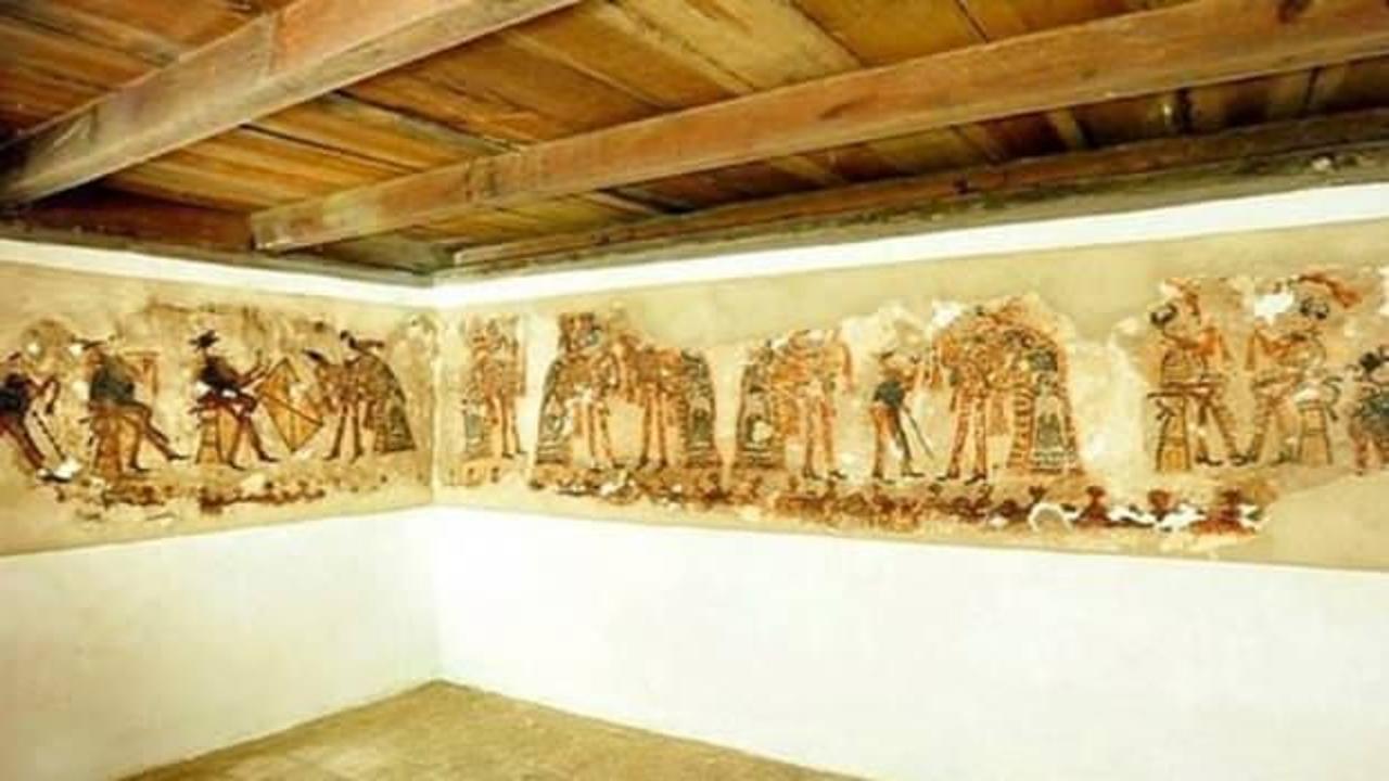 Evde Maya duvar resimleri bulundu! paha biçilemiyor