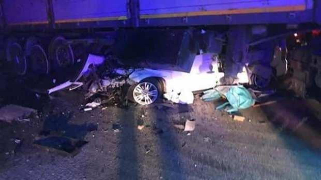 Gen&ccedil; &ccedil;ift, yeni aldıkları otomobille kazada hayatını kaybetti