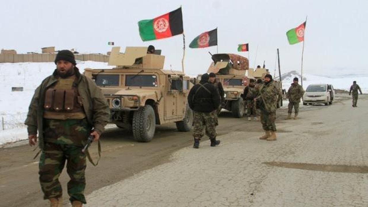 Afganistan'da Taliban ile çatışma: 2 komutan öldü