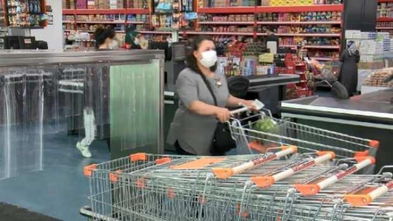 Bilim Kurulu Üyesi Yamanel'den, marketlerde 'alışveriş arabası' uyarısı