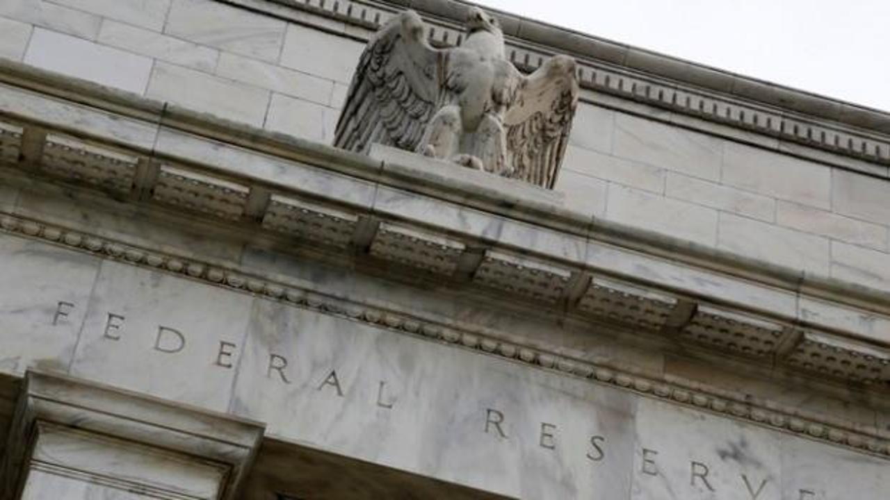 Fed: Uzun ve kısa dönem faizler düşük tutulmalı