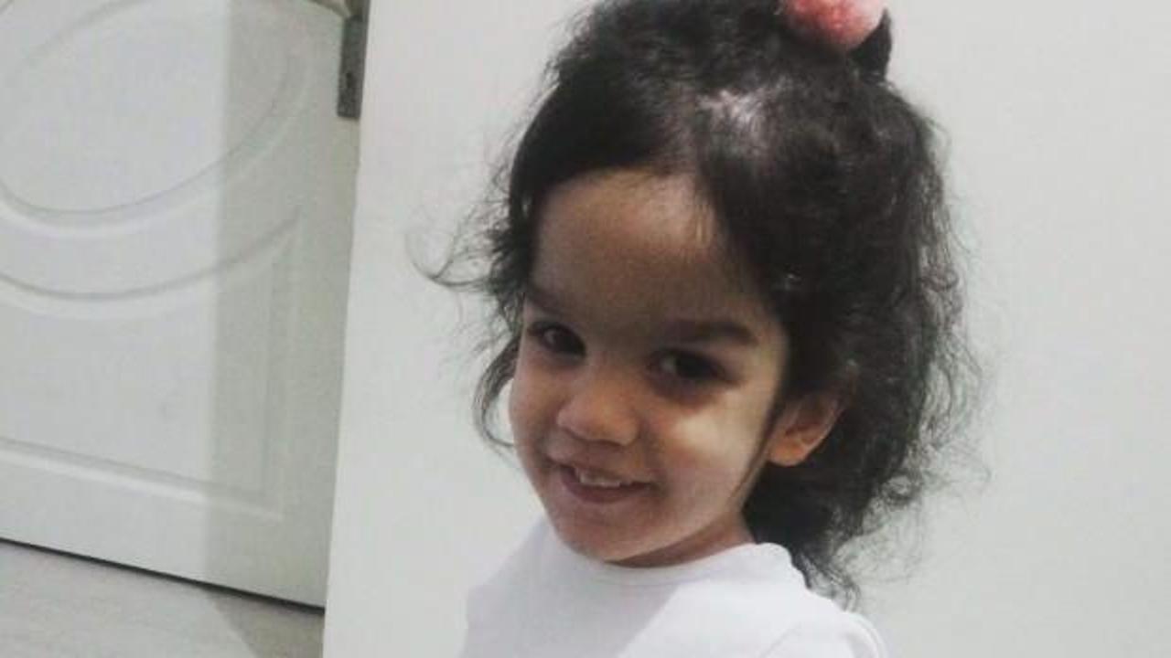 Minik Buğlem &uuml;z&uuml;nt&uuml;ye boğdu