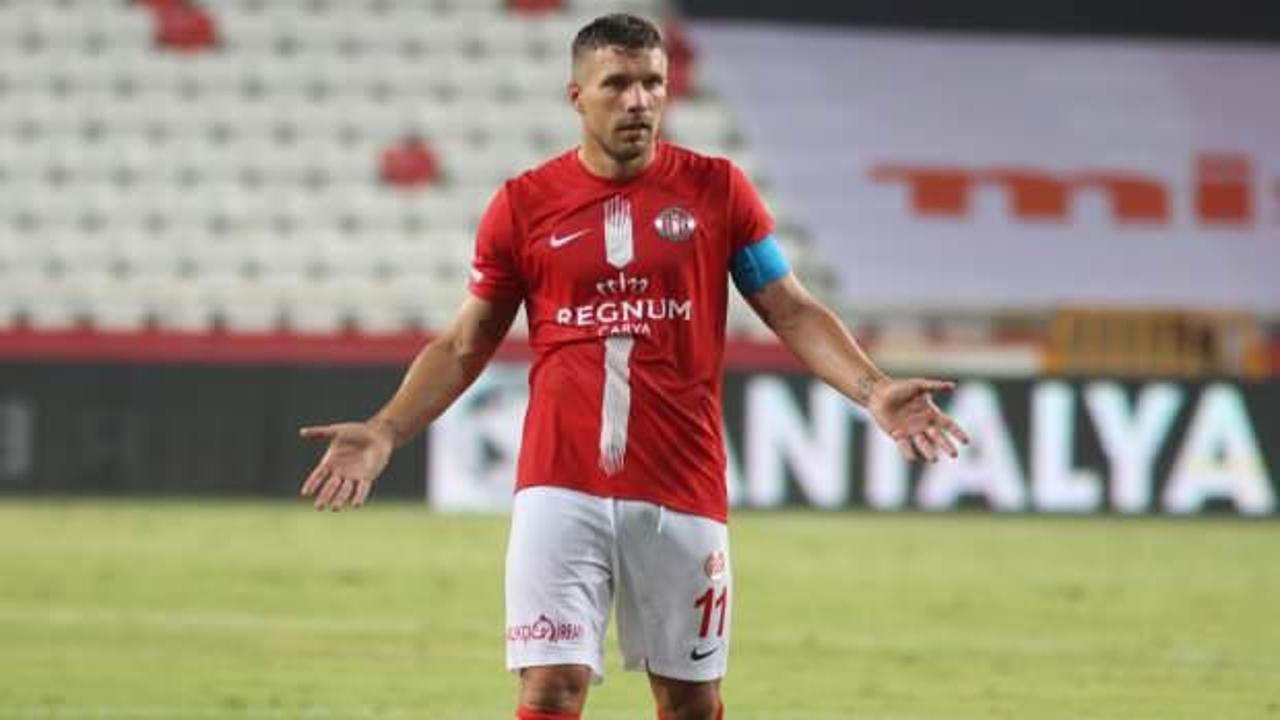 Trabzonspor maçı öncesi Podolski şoku