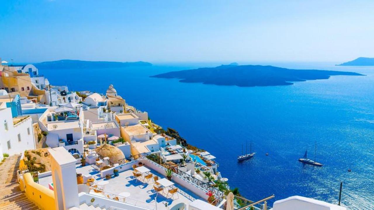 Yunanistan turizmi Türkleri hasretle bekliyor
