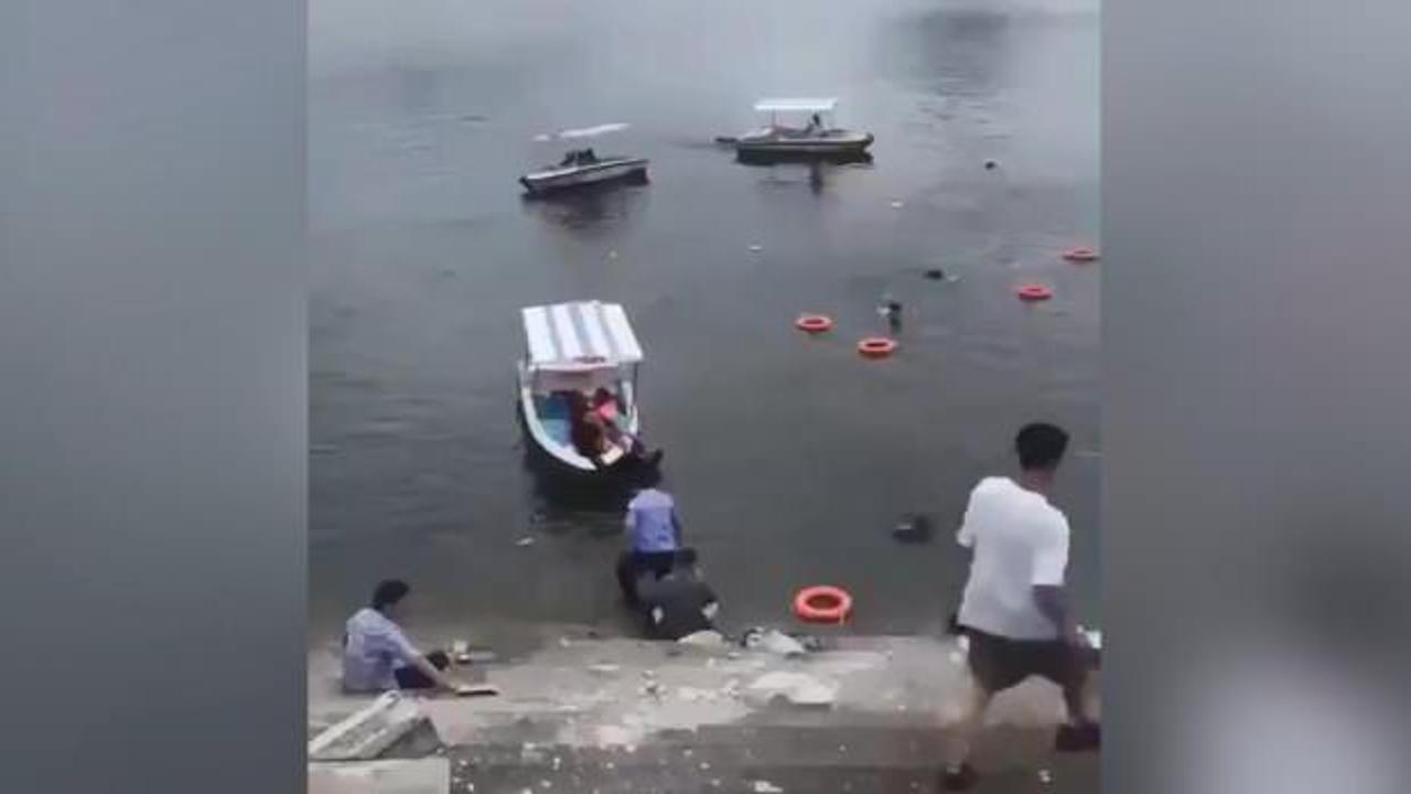 Çin'de öğrenci taşıyan otobüs göle uçtu