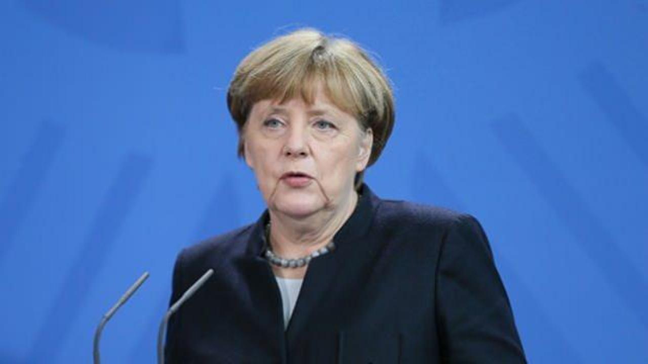 Merkel'den AB'ye bütçe için anlaşma çağrısı
