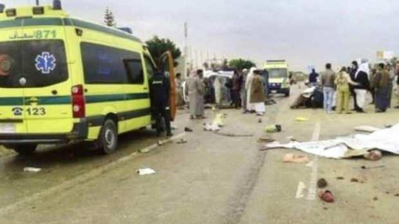 Mısır'da kamyonla minibüs çarpıştı: 8 ölü 5 yaralı