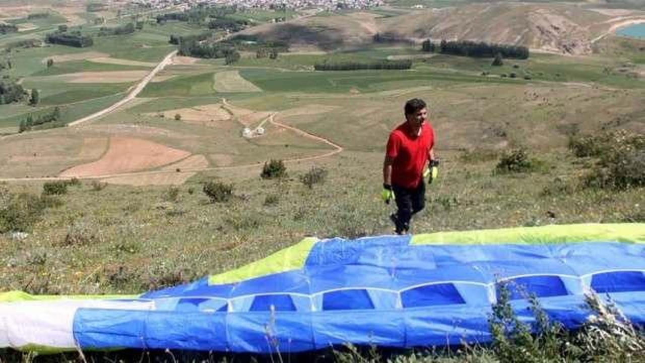 Paraş&uuml;t hayalini 37 yıl sonra ger&ccedil;ekleştirdi