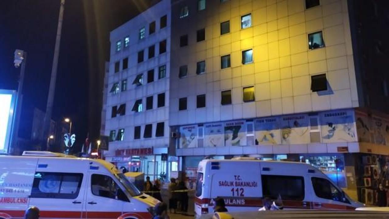 İstanbul'da bir hastanede yangın çıktı: Çok sayıda itfaiye ekibi bölgede