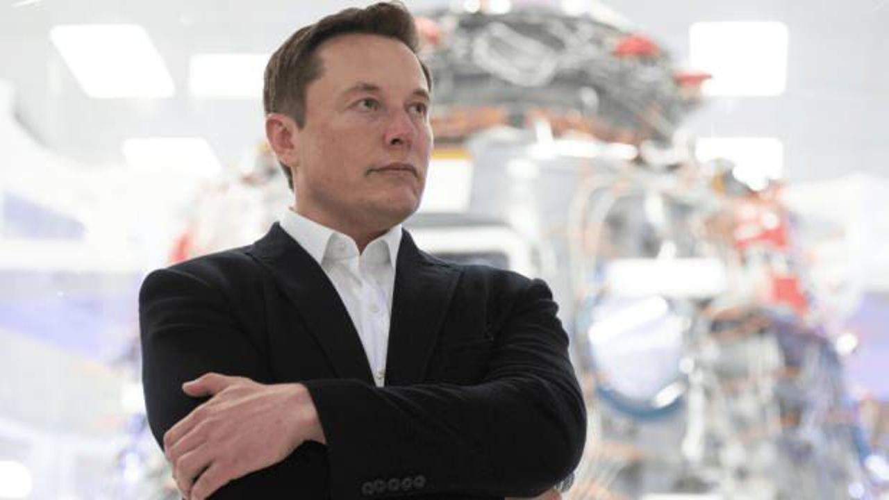 Elon Musk'tan darbe açıklaması: Kime istersek ona yaparız