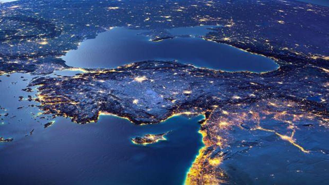 Binlerce kilometre öteden gözler Türkiye'ye çevrildi
