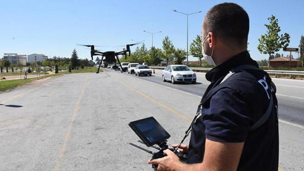 Eskişehir’de Kurban Bayramı trafiğine ‘dronlu’ denetim
