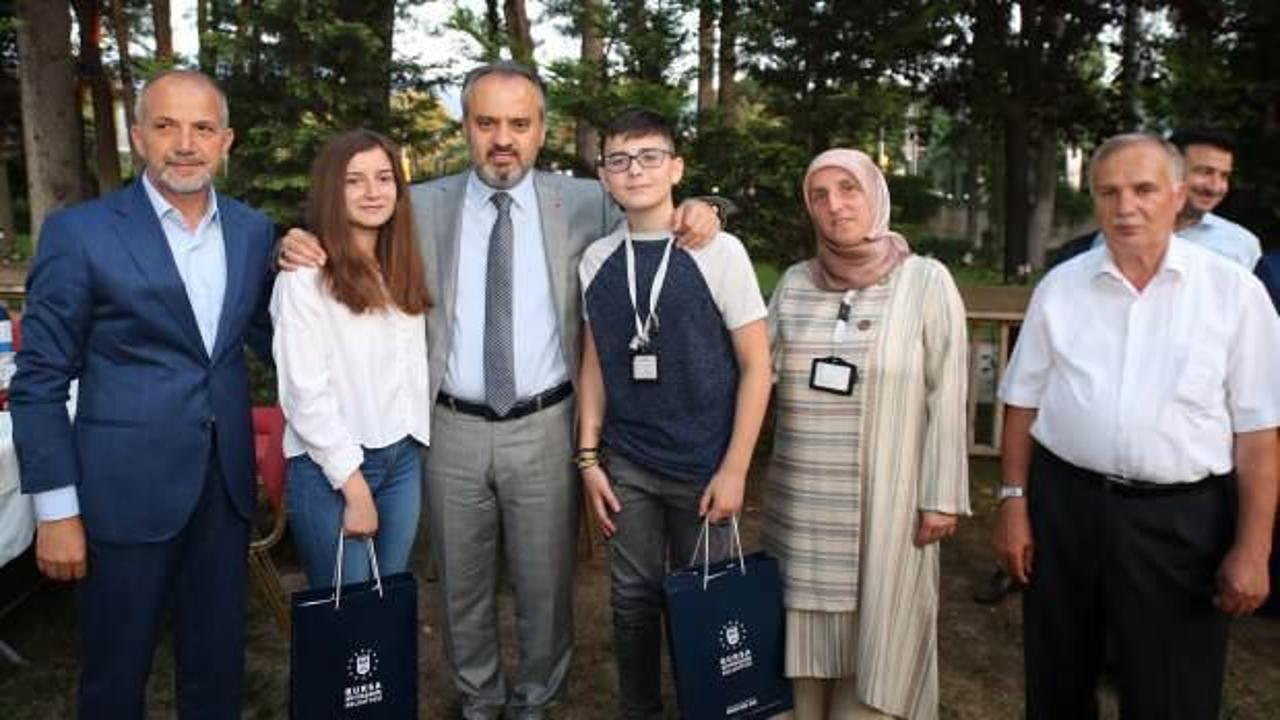 Gençler büyükşehir belediye başkanlarını oyladı: Alinur Aktaş hepsini geride bıraktı
