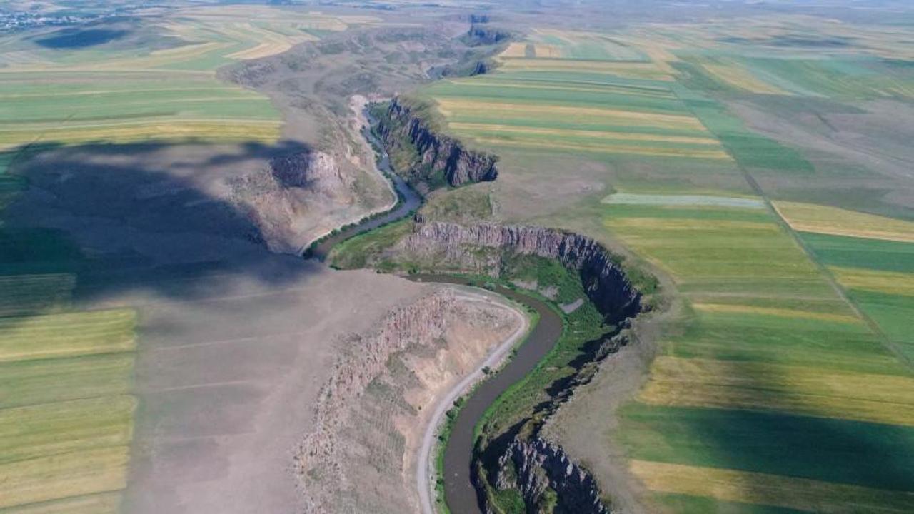 Kars'ın yeni turizm cazibesi 'Akyaka Kanyonu'