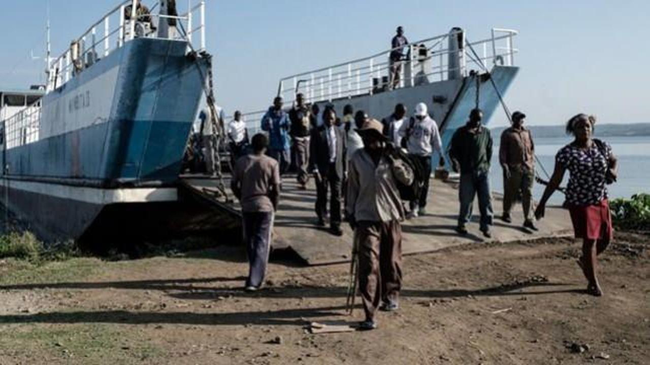 Nijerya'da tekne alabora oldu: 10 ölü