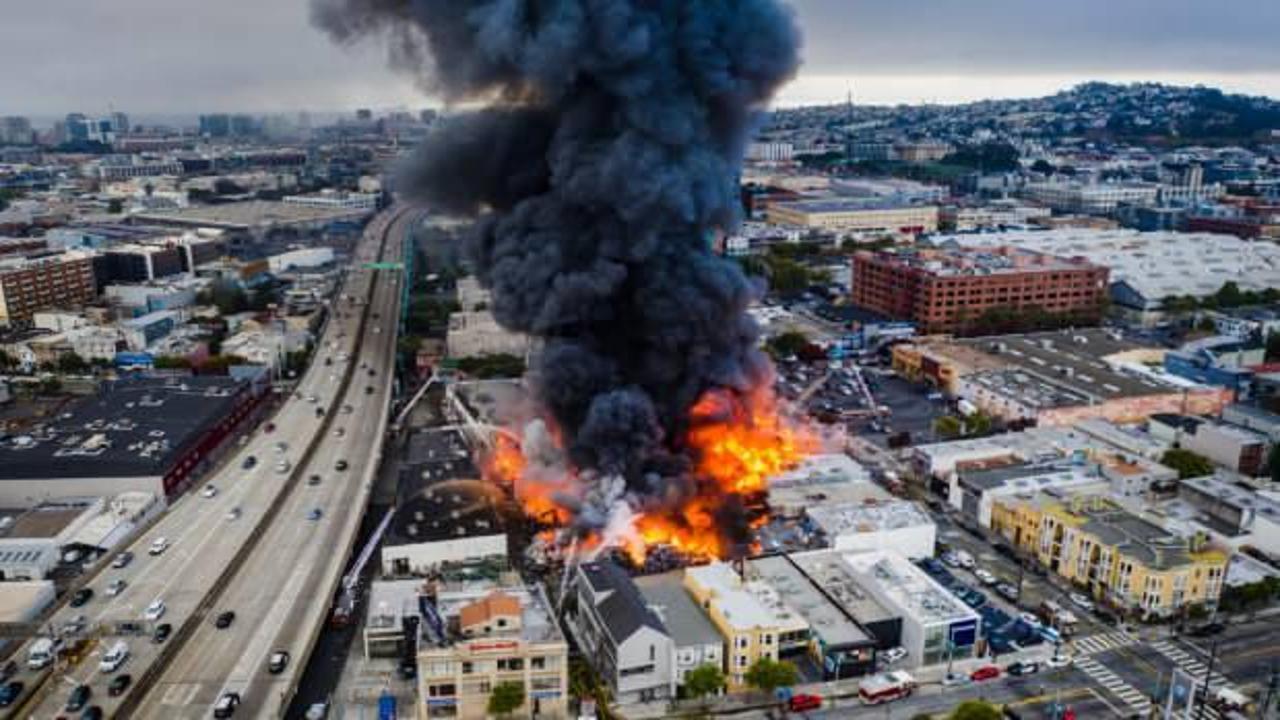 San Francisco'da korkutan yangın