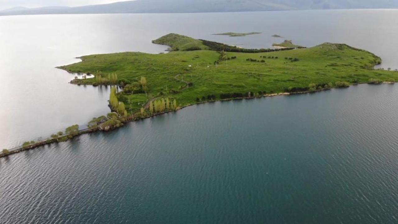 10 bin yıllık tarihin izlerini taşıyan Akçakale Adası