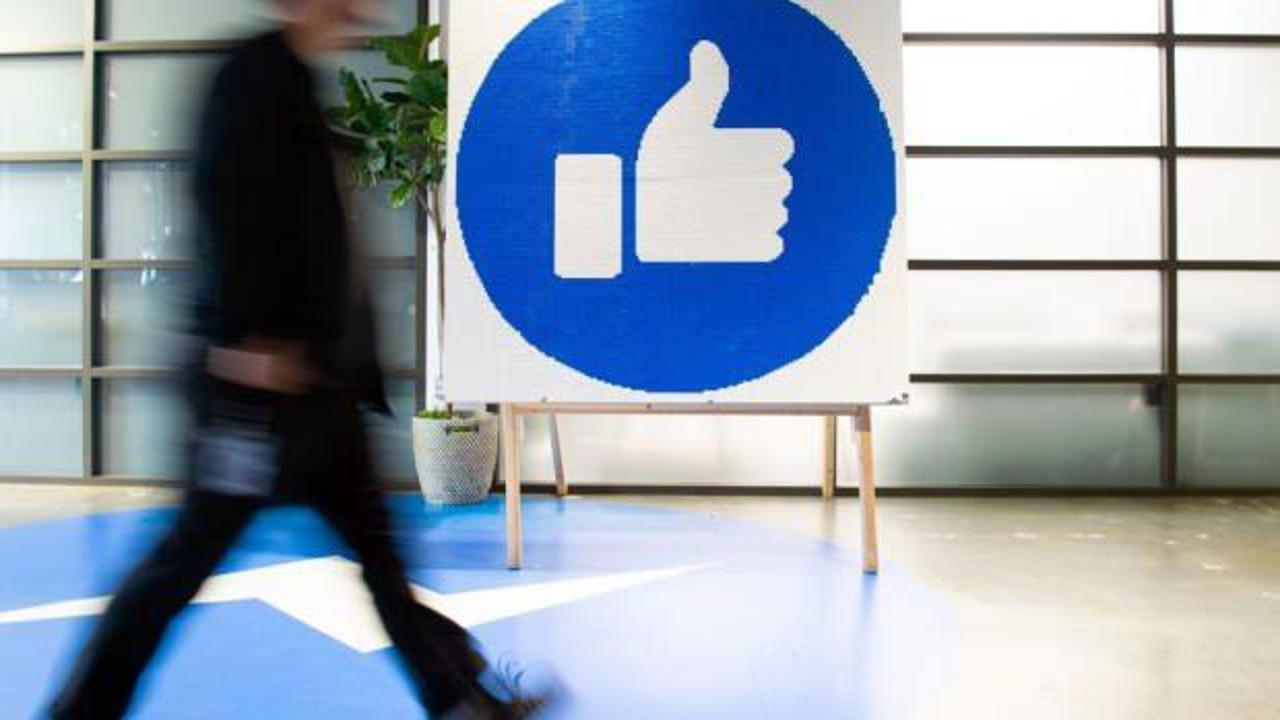 Facebook evden çalışmayı 2021 yazına kadar uzattı