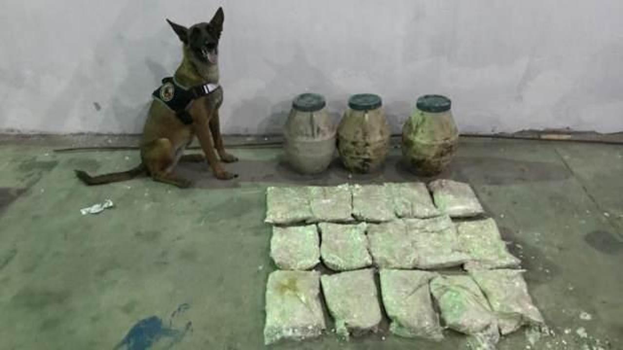 Otlu peynir arasında eroin sevkiyatı Zeyna&rsquo;ya takıldı