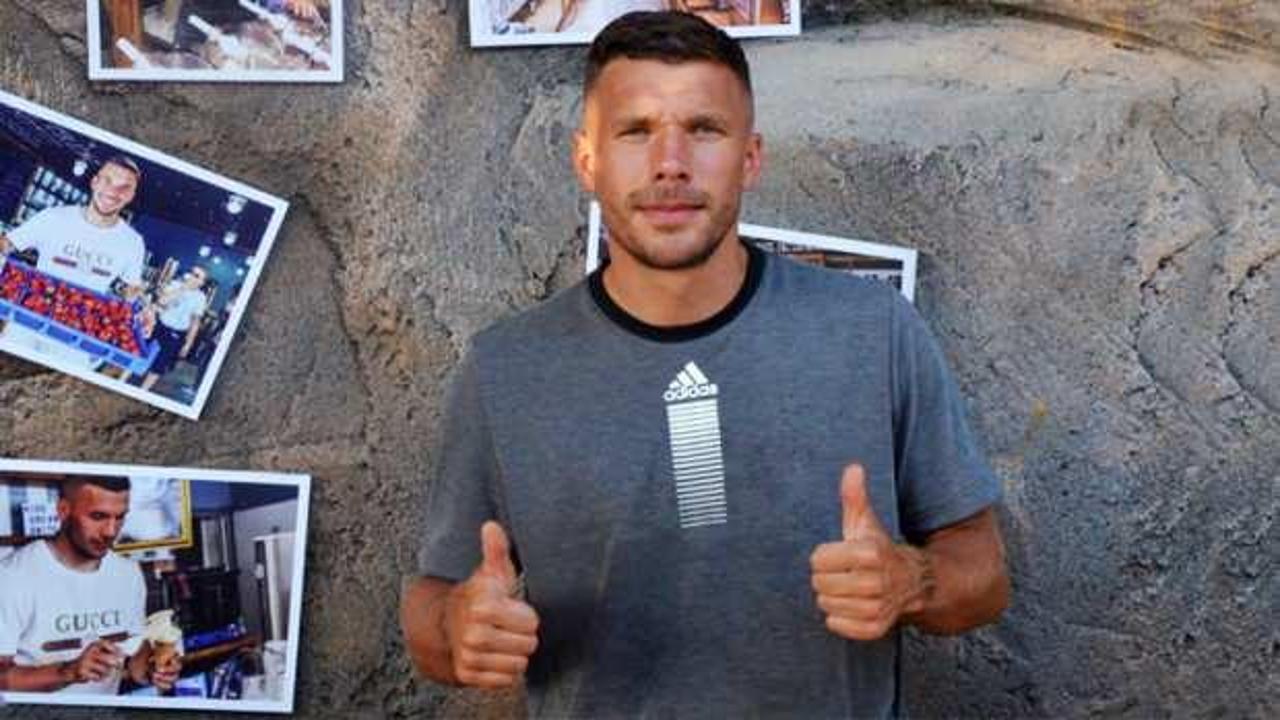 Podolski: Türkiye'de kendimi çok huzurlu hissediyorum
