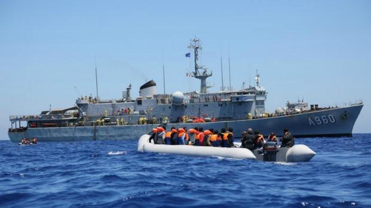 AB, Yunanistan'dan göçmenlerin denizde geri itilmesini soruşturmasını istedi 