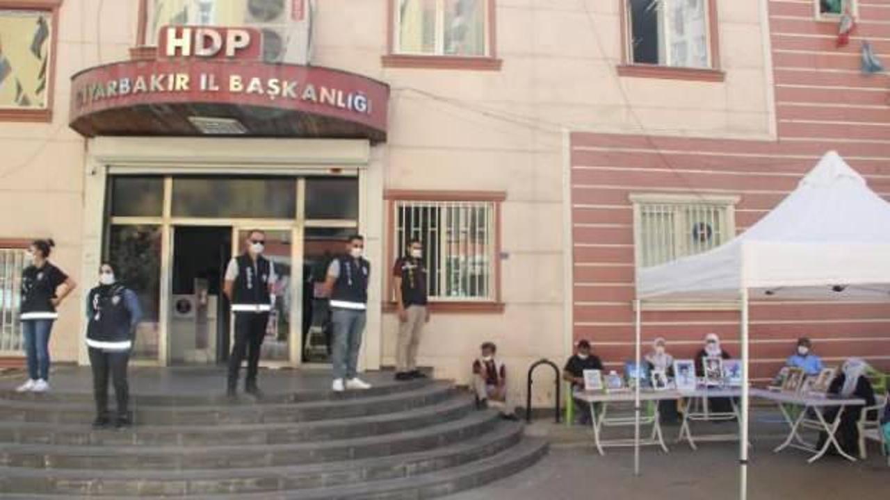 HDP önündeki eylemde 350'nci gün