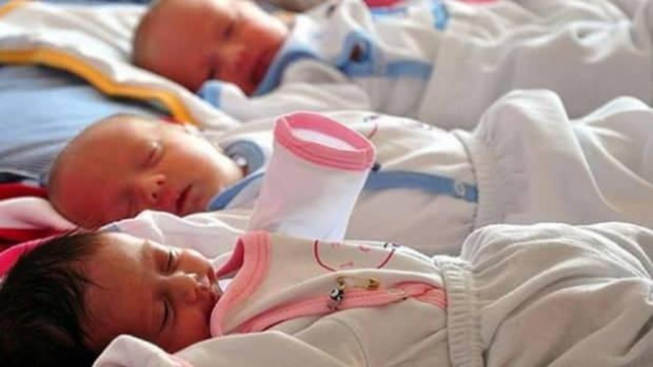 İran'da bir kadın altız bebek dünyaya getirdi