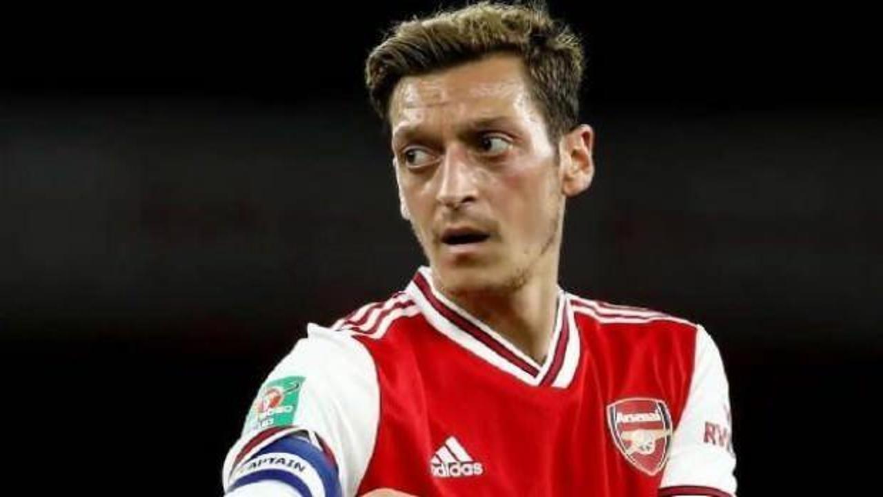 Mesut Özil: Arsenal'de oynamak önceliğim