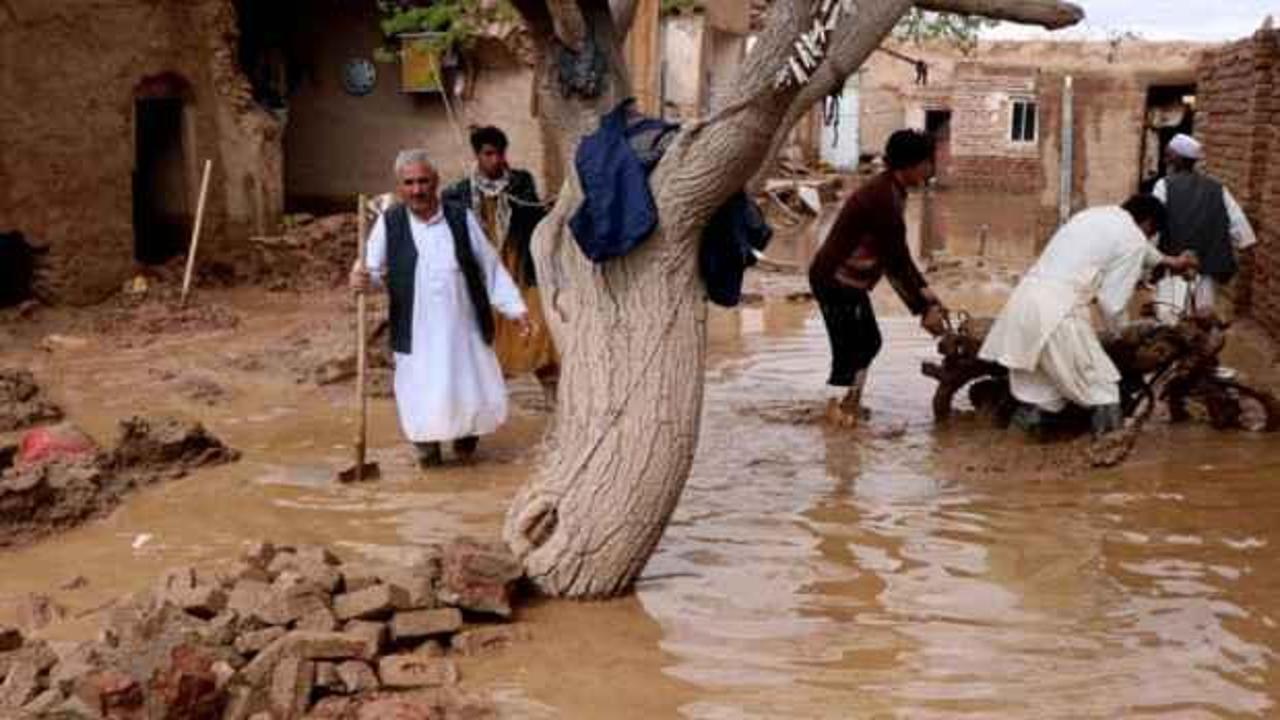 Afganistan'da sel felaketi: 122 ölü, 147 yaralı